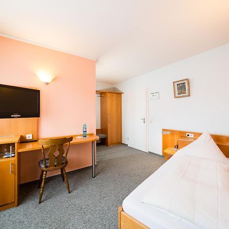 Hotel Restaurant Vater Rhein Верт-ам-Райн Номер фото