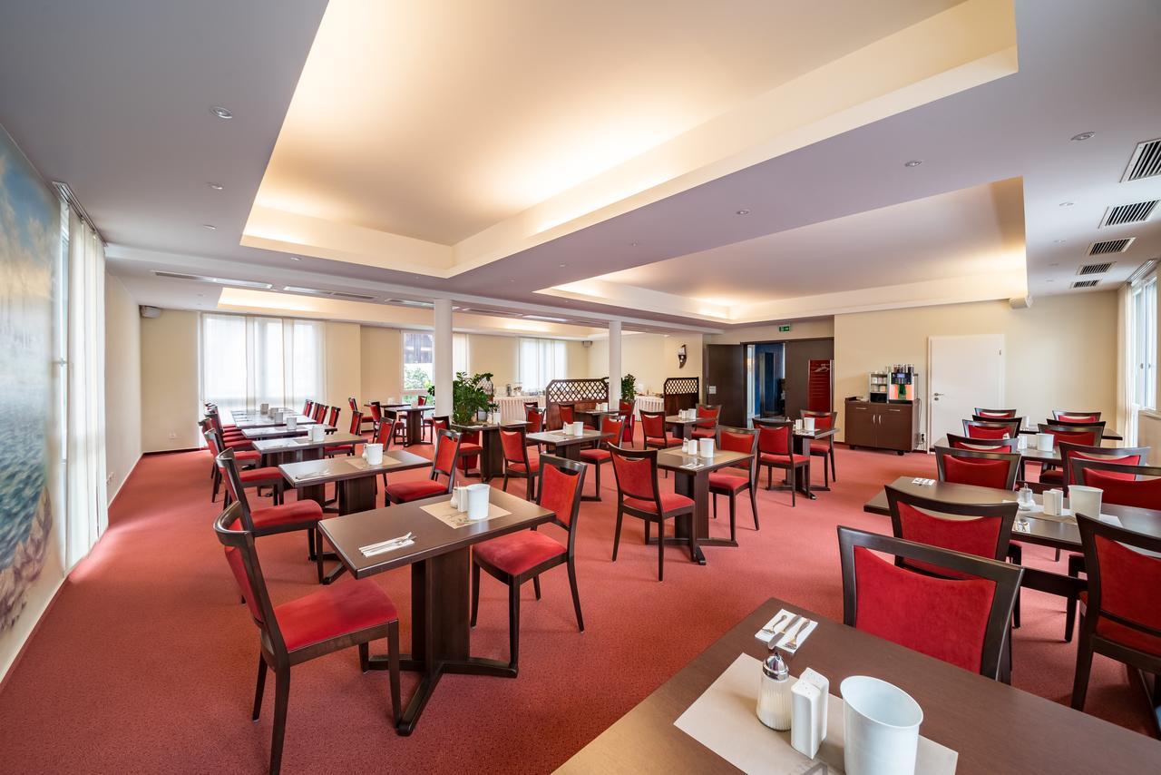 Hotel Restaurant Vater Rhein Верт-ам-Райн Екстер'єр фото